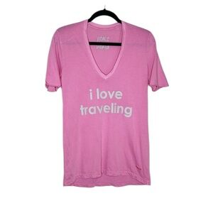 Peace Love World I Love Traveling Pink V-neck tee size Small